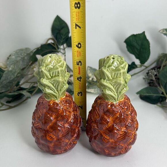Vintage Pineapple Salt And Pepper Shakers Set 5.5" Brown Green Glazed Ceramic - Picture 6 of 6